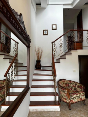 Ariadnishouse